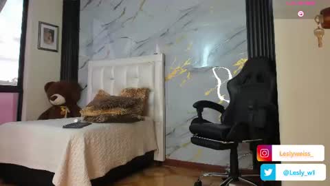 I am here from Monday to Friday from 730 am to 130 pm Colombia time and saturday from 500 am to 1000 am .... Soon Blue page online show from 07/17/26, 11:50