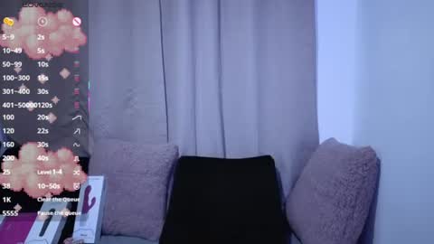 Snapshot of lessliee chatting on 07/05/26, 05:58 lessliee online show from 07/05/26, 05:58