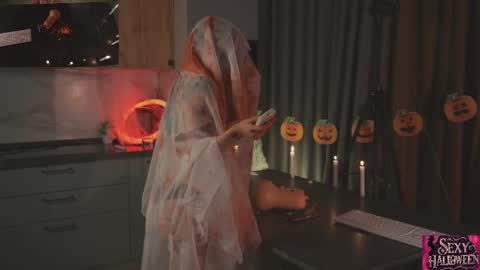 Hi my name is Lessy I am 18 years old. Im new here but I really like making new acquaintances online show from 10/30/25, 02:24