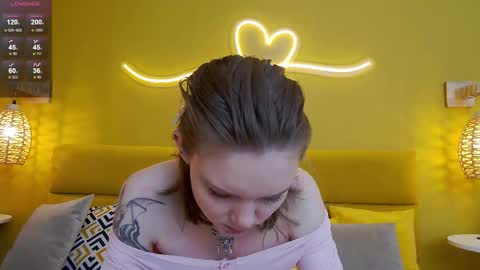 Lessy online show from 10/13/25, 03:28