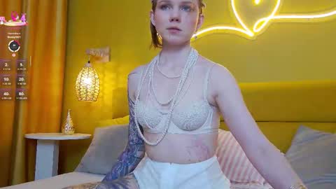 Lessy online show from 11/05/25, 04:12