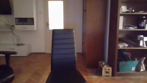 neoglo online show from 09/15/25, 10:21