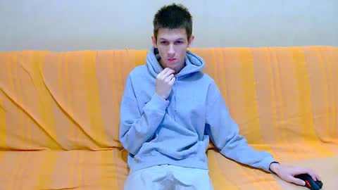 lester_broo online show from 02/12/26, 07:25