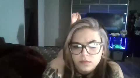 Ivy online show from 04/21/26, 02:04