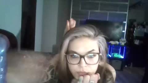 Ivy online show from 04/21/26, 02:51