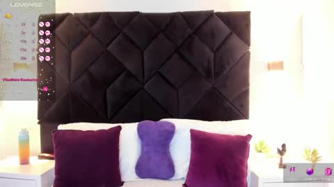 letiziia online show from 11/06/25, 07:48