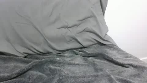 lets_play143 online show from 03/03/25, 05:20