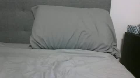 lets_play143 online show from 10/02/25, 01:34