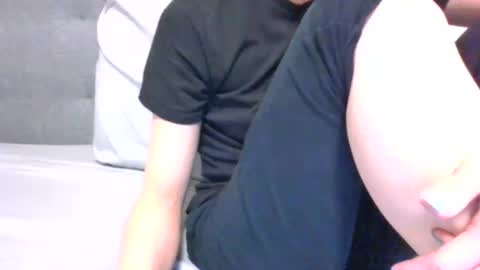 lets_play143 online show from 11/08/25, 02:01