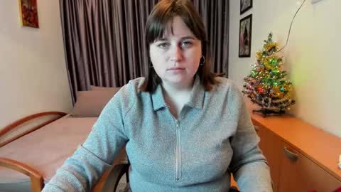 Naomi online show from 12/23/25, 06:55