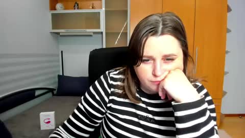 Naomi online show from 05/04/26, 05:58