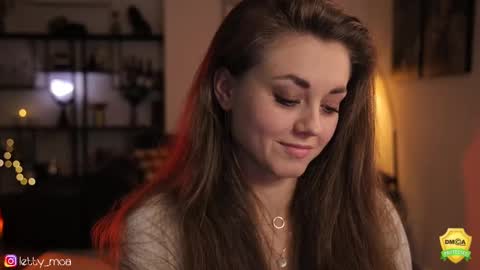 Letty Moa         - IG direct letty moa online show from 02/21/25, 12:38