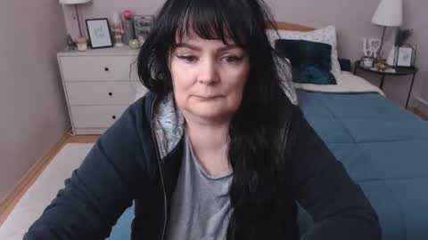 Mary online show from 01/14/26, 01:28