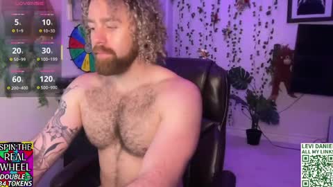 Levi Daniel online show from 04/21/26, 02:15