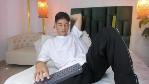 LevySteven online show from 11/14/25, 05:17