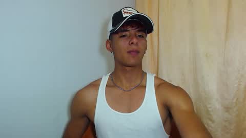 i  am lewis ly EDUARDO MEMDOZA15 online show from 02/19/26, 03:08