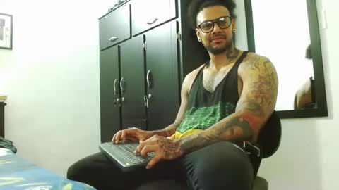 Lewis Strong online show from 10/01/25, 05:41