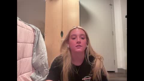 lexisRose online show from 12/05/24, 12:08