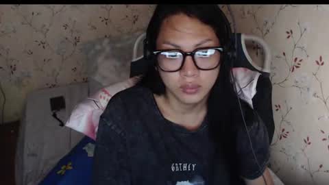 Snapshot of lexi09822 chatting on 07/17/26, 01:23 Hev Lexi online show from 07/17/26, 01:23