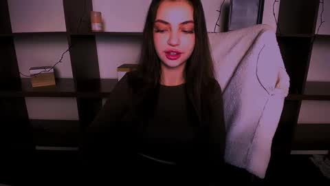 Alexia online show from 12/21/24, 02:04