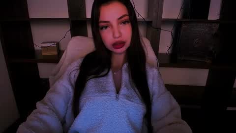 Alexia online show from 01/04/25, 01:31