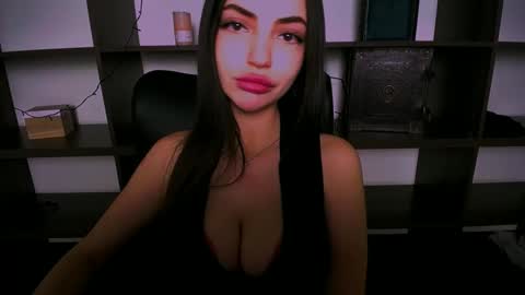 Alexia online show from 01/14/25, 07:32