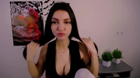 Alexia online show from 02/23/25, 10:39