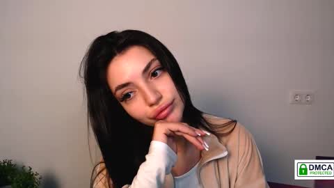 Alexia online show from 10/06/25, 02:47