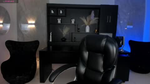 Lexie  online show from 07/05/26, 12:01