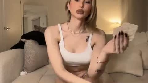 Sexy Lexi online show from 11/18/25, 07:35