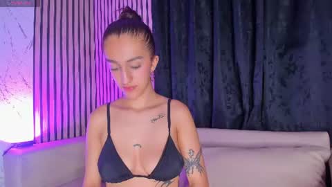 Snapshot of lexivie_ chatting on 08/02/26, 01:26 lexivie_ online show from 08/02/26, 01:26