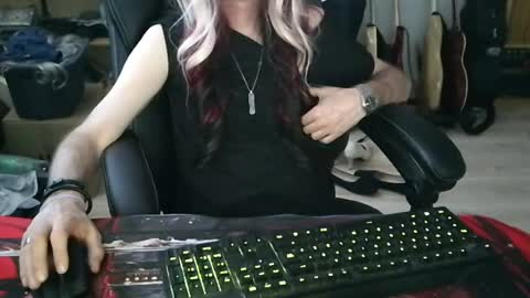 Snapshot of lexxa_tgirl chatting on 06/27/26, 12:22 lexxa_tgirl online show from 06/27/26, 12:22