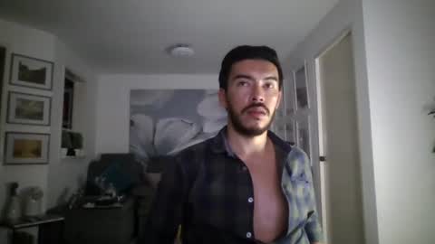 Snapshot of lexxandbuster chatting on 10/30/25, 05:31 LEXX  BUSTER online show from 10/30/25, 05:31