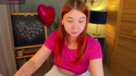 Snapshot of lexxxyone chatting on 03/11/25, 08:20 lexxxyone online show from 03/11/25, 08:20
