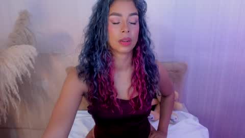Snapshot of lexy_fox2 chatting on 04/22/26, 01:41 Lexy online show from 04/22/26, 01:41