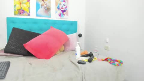 lexy_sexy_20 online show from 02/19/25, 07:17