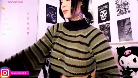LexyJoyce online show from 04/15/26, 09:04