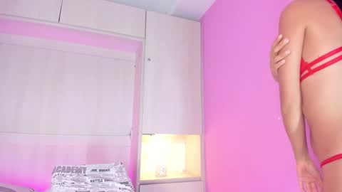 L I A  online show from 03/08/25, 01:50