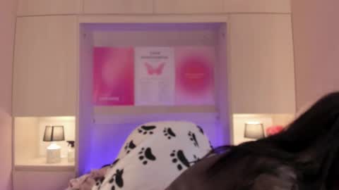 L I A  online show from 02/01/26, 04:00