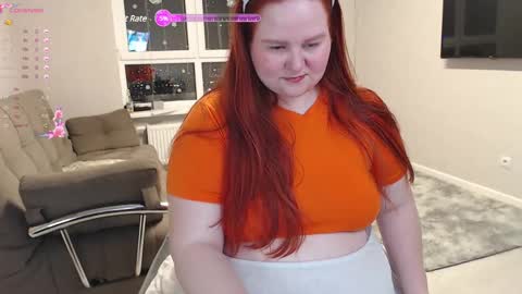 Snapshot of leyaloveee chatting on 02/17/25, 04:04 Your Leya online show from 02/17/25, 04:04