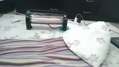 leydiiimelisss online show from 04/15/26, 03:08