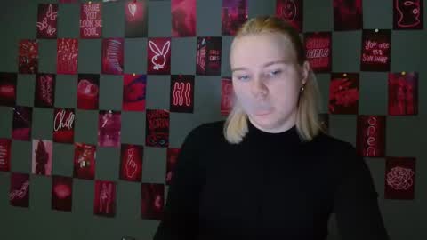 Leyla online show from 09/19/25, 06:04