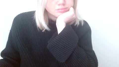 Leyla online show from 04/11/26, 05:34