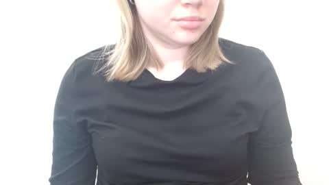 Leyla online show from 05/13/26, 06:11