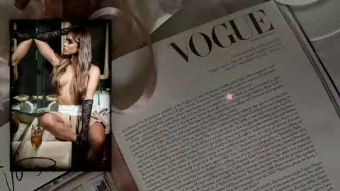 Snapshot of leyla_steel chatting on 06/04/26, 12:44 INSTA leylasteel model online show from 06/04/26, 12:44