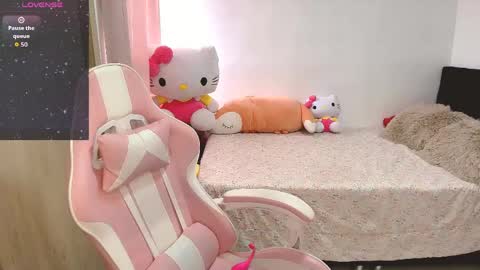 Snapshot of leylasloane chatting on 04/29/26, 03:49 Leyla online show from 04/29/26, 03:49
