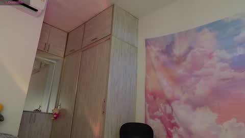 Jessica online show from 12/20/25, 06:04