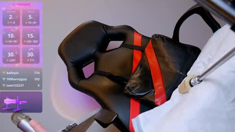 Snapshot of leyytori chatting on 01/21/25, 06:23 Its me  online show from 01/21/25, 06:23