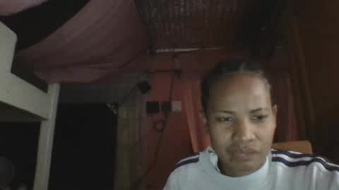 Snapshot of lezleywood chatting on 11/03/25, 01:56 LezleyWood online show from 11/03/25, 01:56