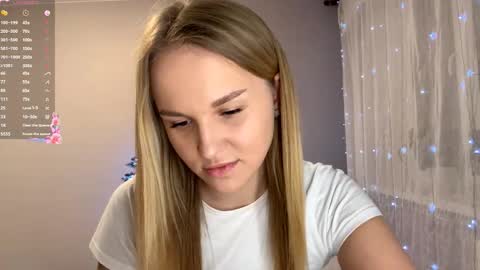 Mia online show from 12/14/25, 02:55